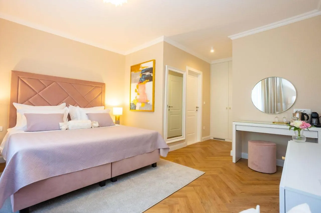City And Style Luxury Rooms Split 2 Croatia