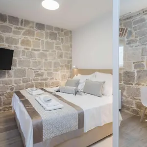 Mediterra Bed and breakfast
