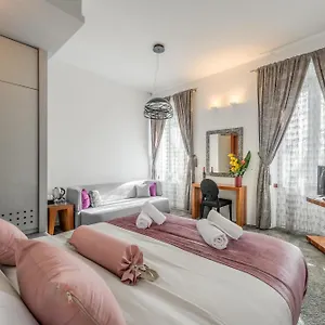 Starlight Luxury Bed & Breakfast