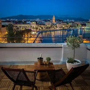 Belvedere Luxury - Breathtaking View Bed & Breakfast
